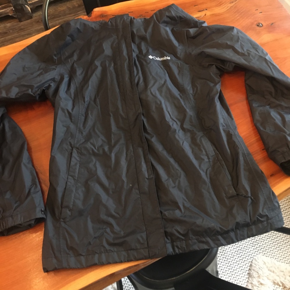 Women’s Columbia windbreaker